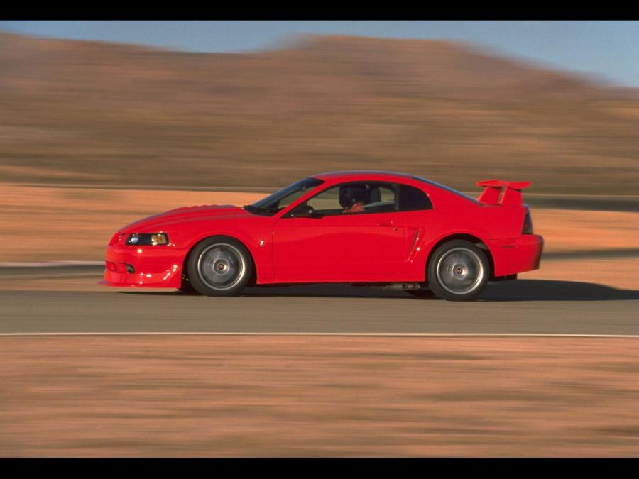  Ford Mustang SVT Cobra R 2000 года  (фото 84 из 128)